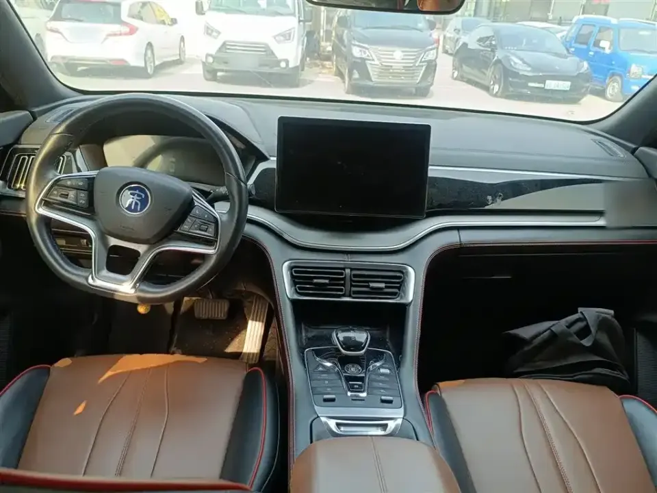 BYD PLUS
