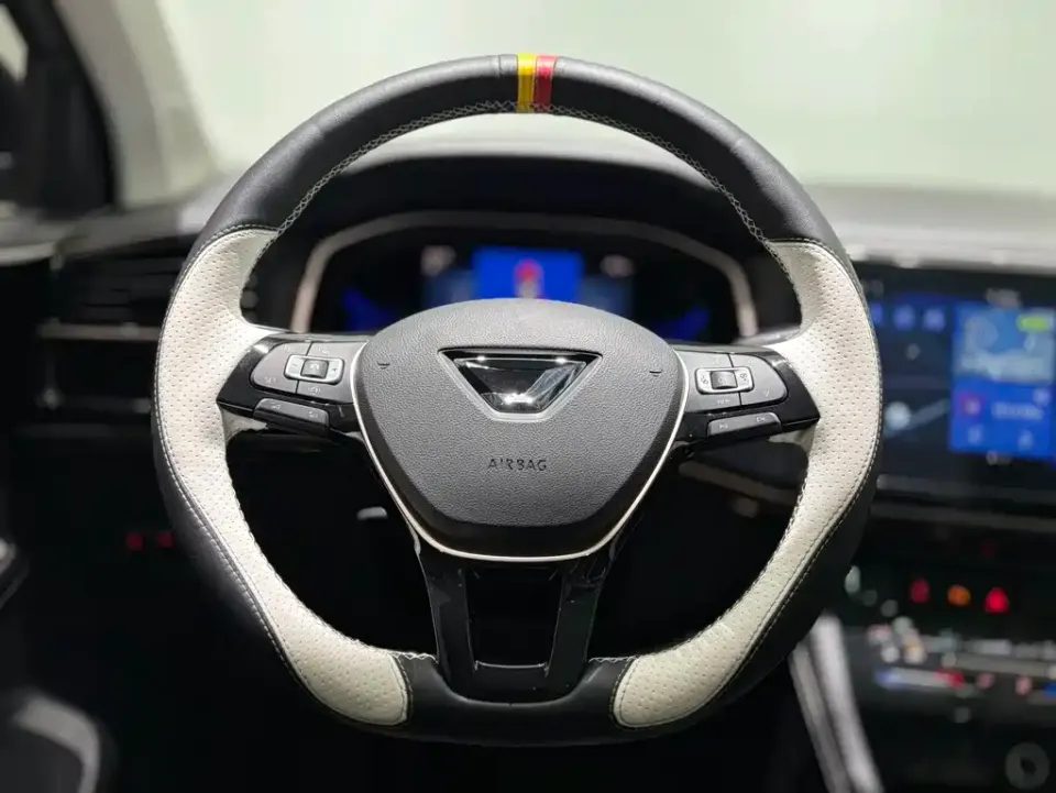 Jetta VS7
