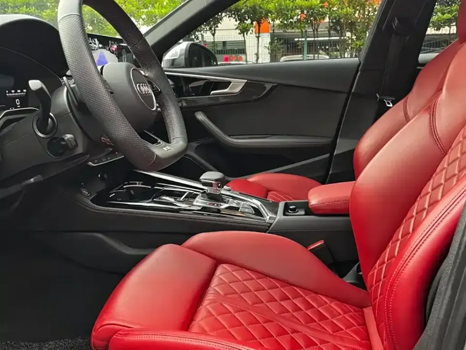 Audi S4