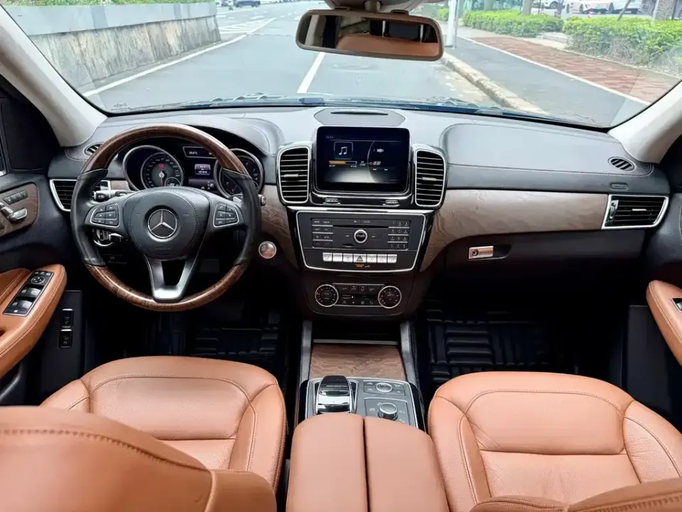 Mercedes-Benz GLS