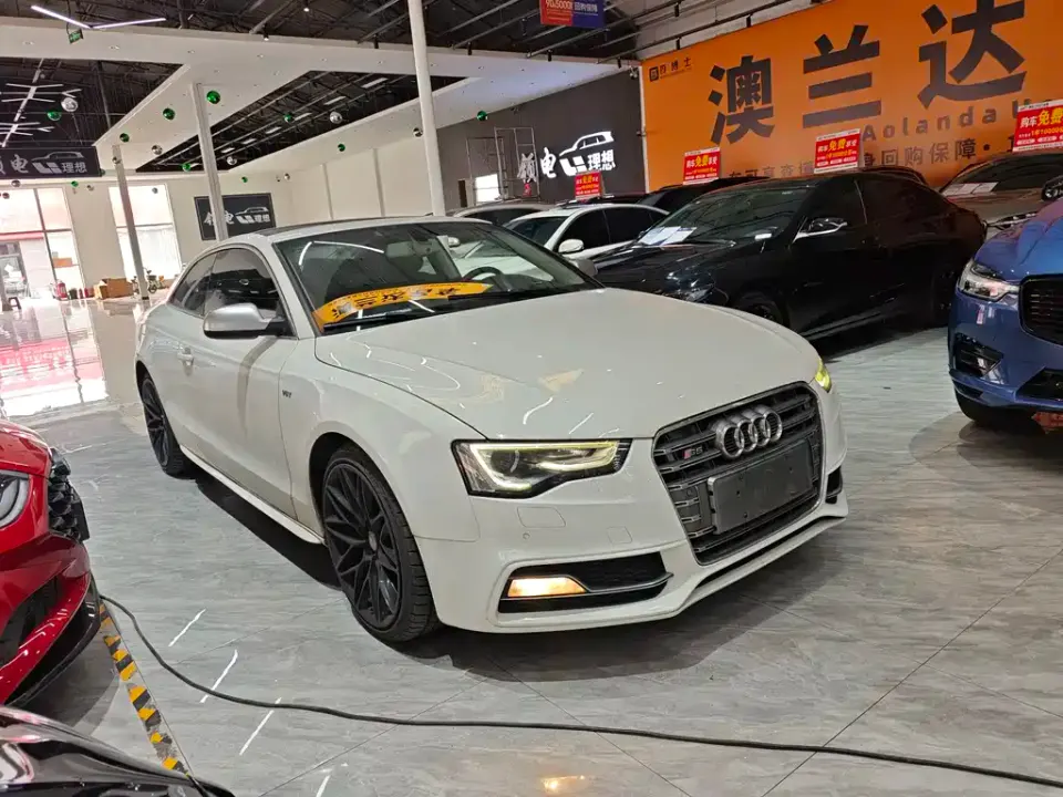 Audi A5 (Import)