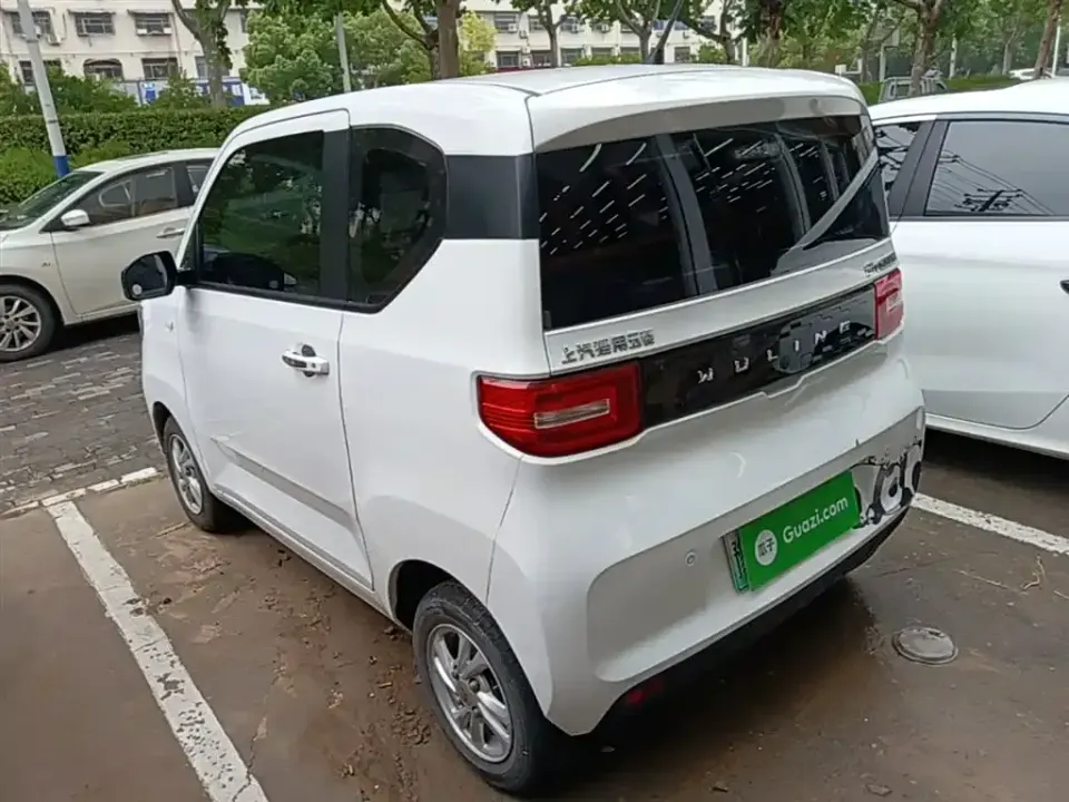 Wuling MINIEV
