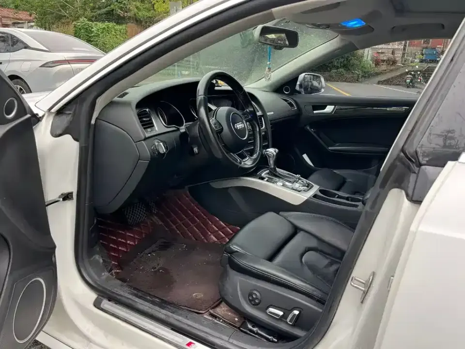 Audi A5 (Import)