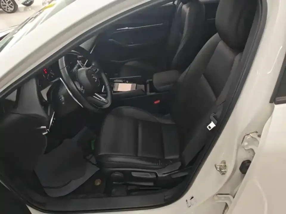 Mazda 3 Axela