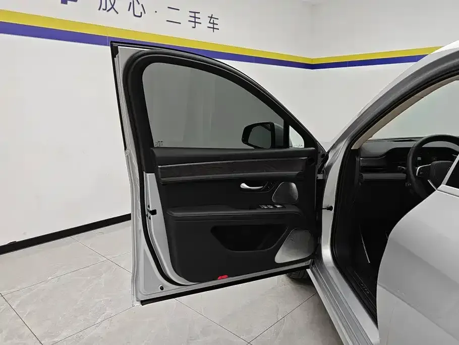AITO AITO M5