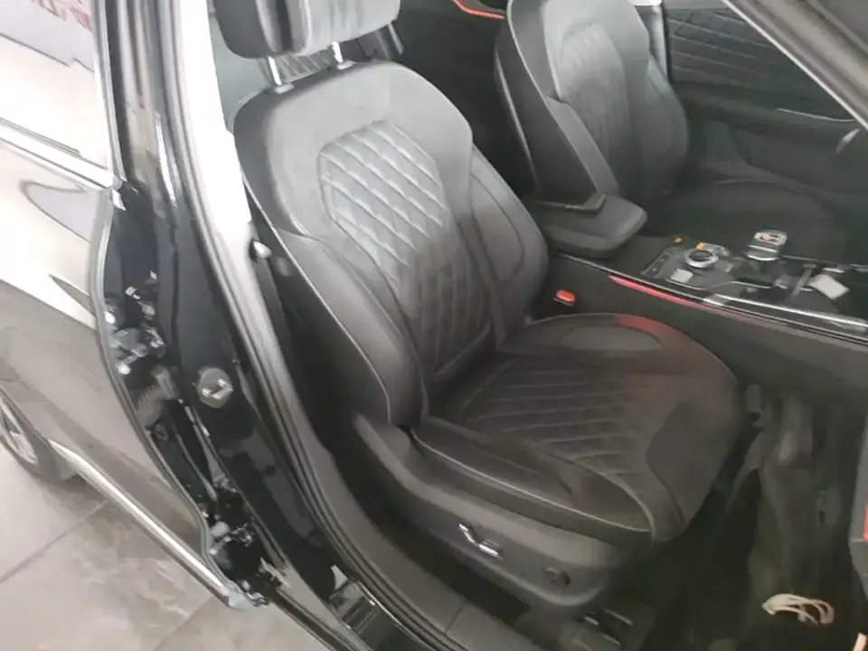 Hongqi Hongqi HS5