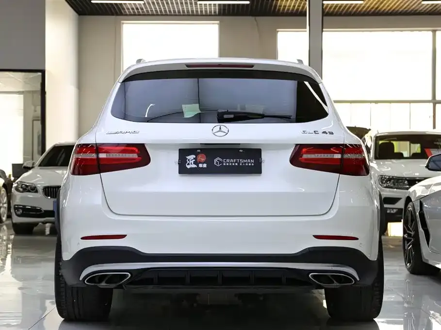 Mercedes-Benz GLC AMG