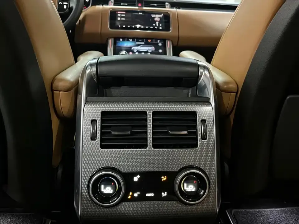 Land Rover Sport