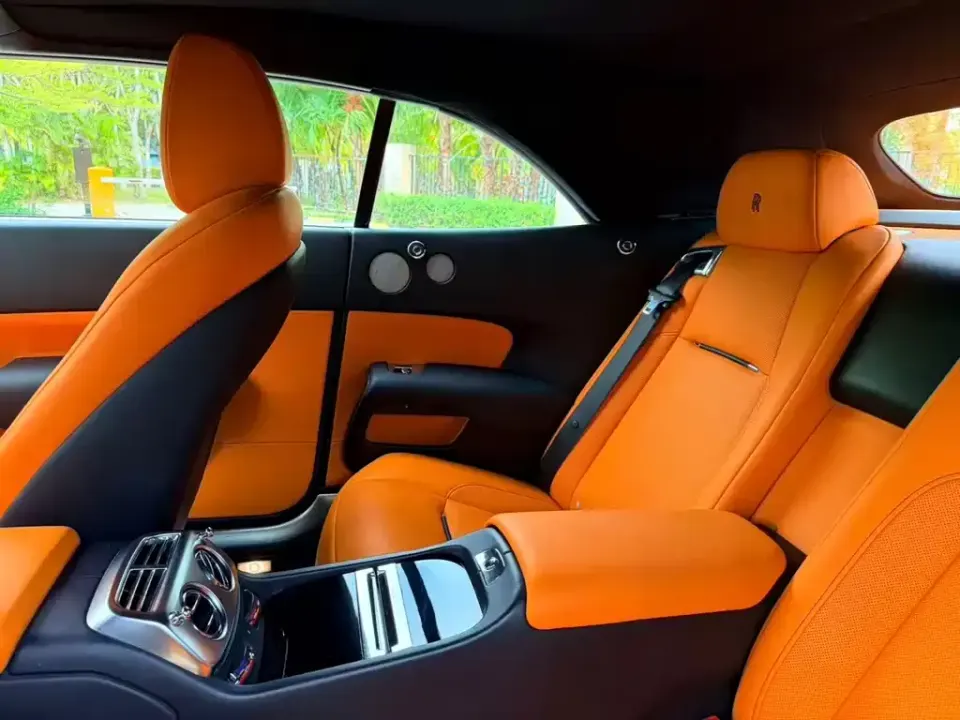 Rolls-Royce Dawn