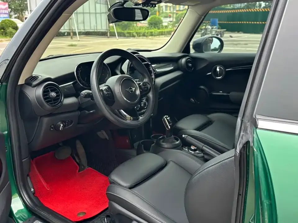 MINI Mini
