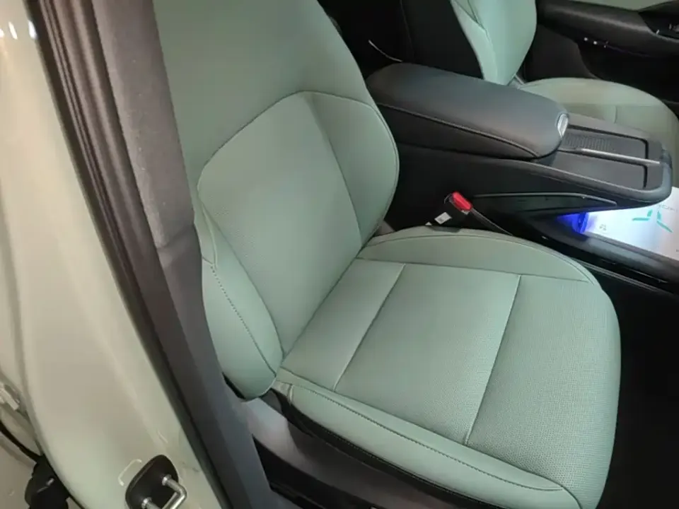Hongqi Hongqi EH7