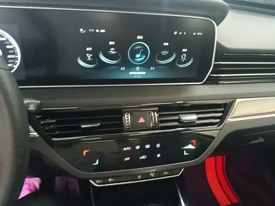 Hongqi Hongqi HS5