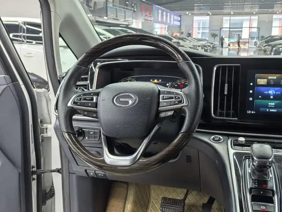 GAC Trumpchi M8