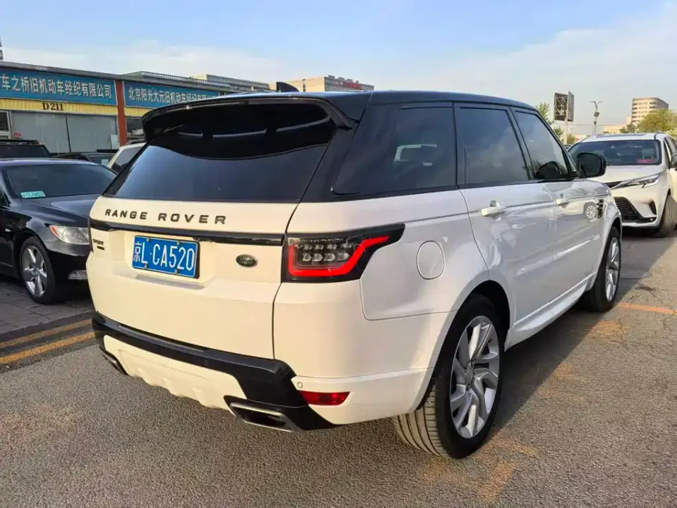 Land Rover Sport