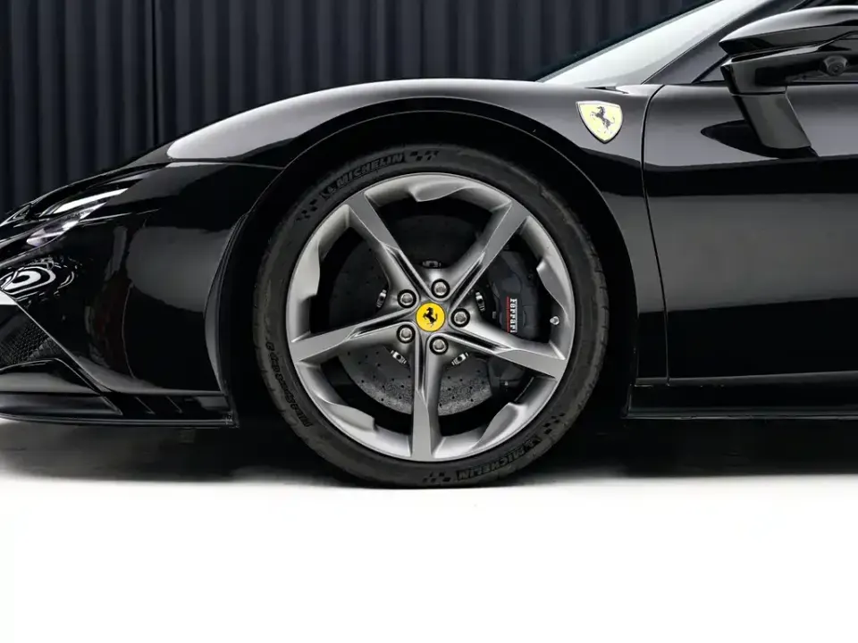 Ferrari SF90
