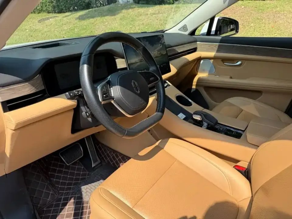 AITO AITO M5