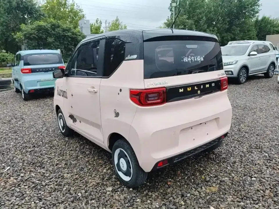Wuling MINIEV