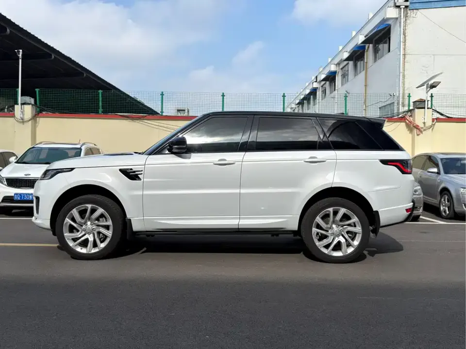 Land Rover Sport