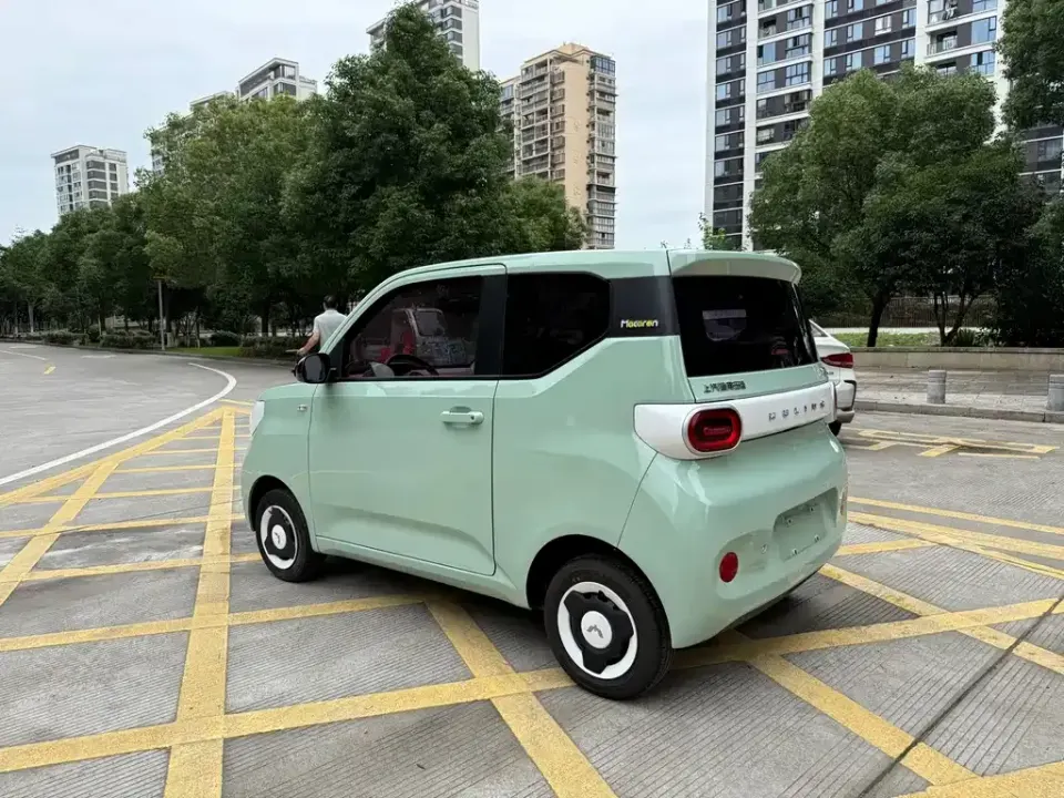 Wuling MINIEV