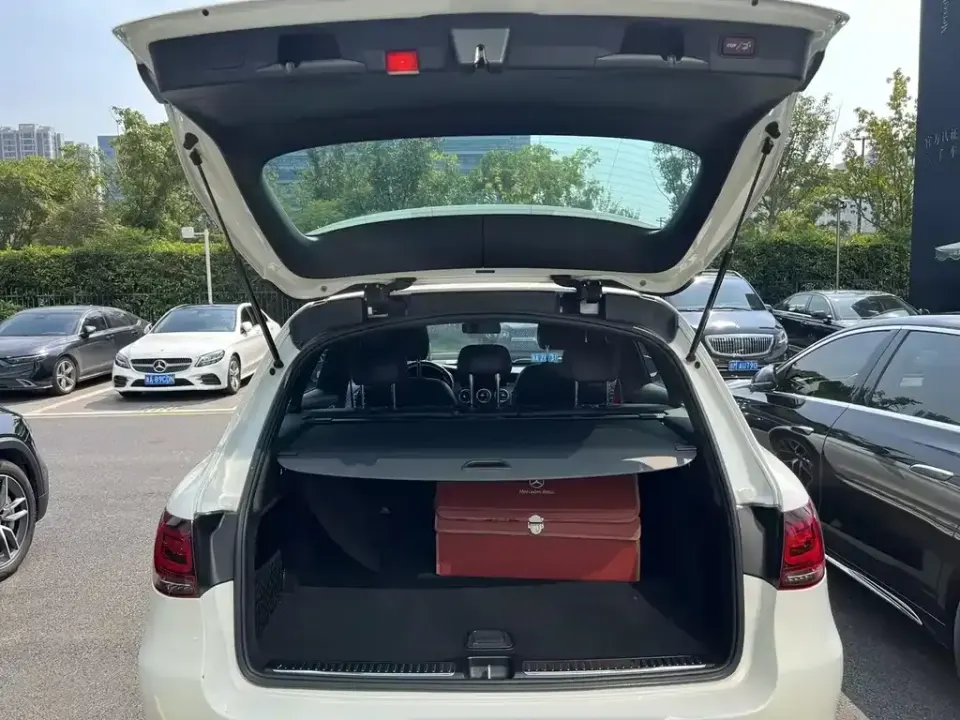 Mercedes-Benz GLC AMG