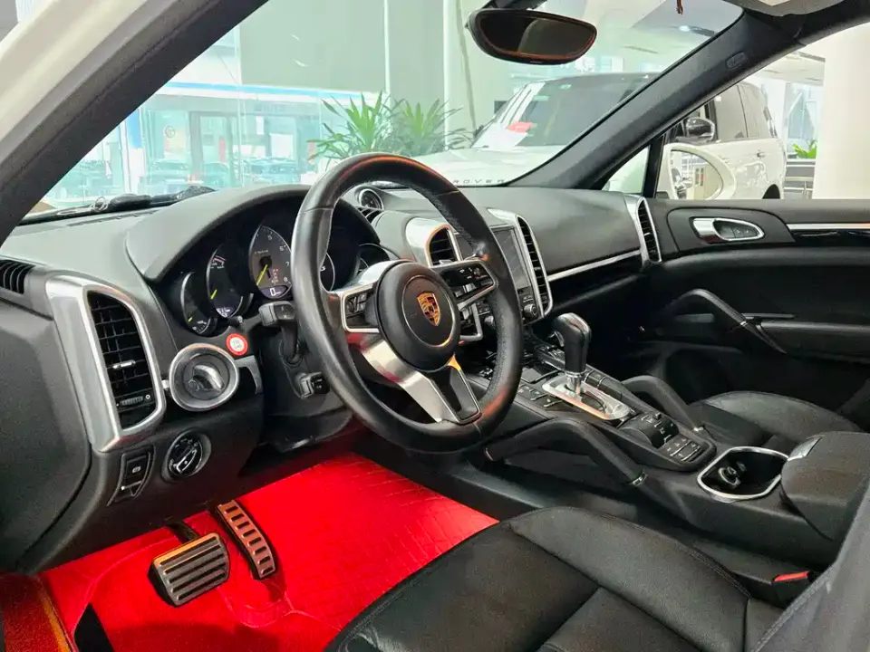 Porsche Cayenne Hybrid