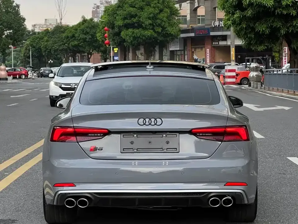 Audi A5 (Import)