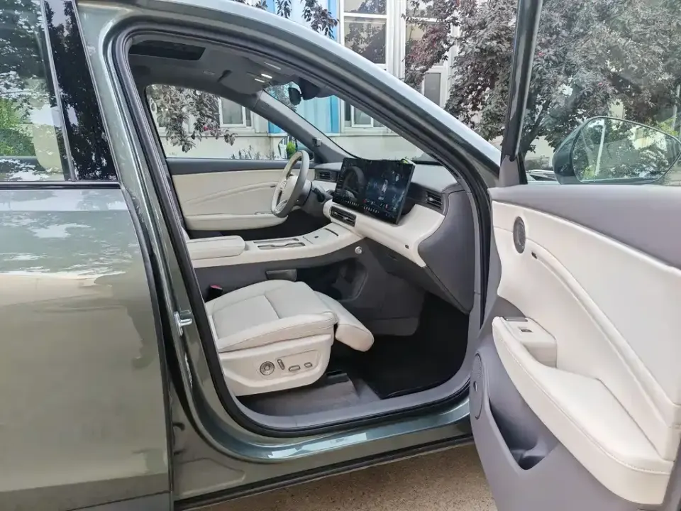 Hongqi Hongqi HS6 PHEV