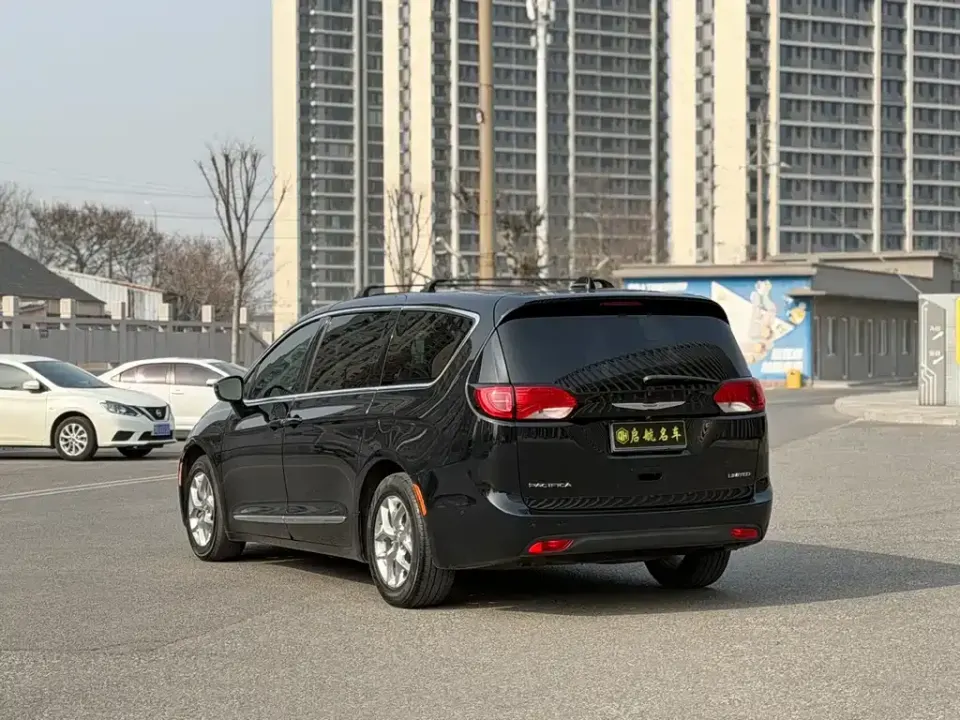 Chrysler Grand Voyager (Import)