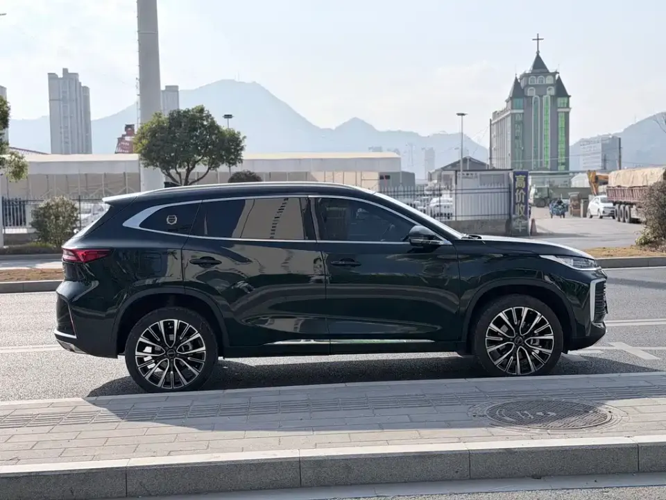 EXEED Lingyun