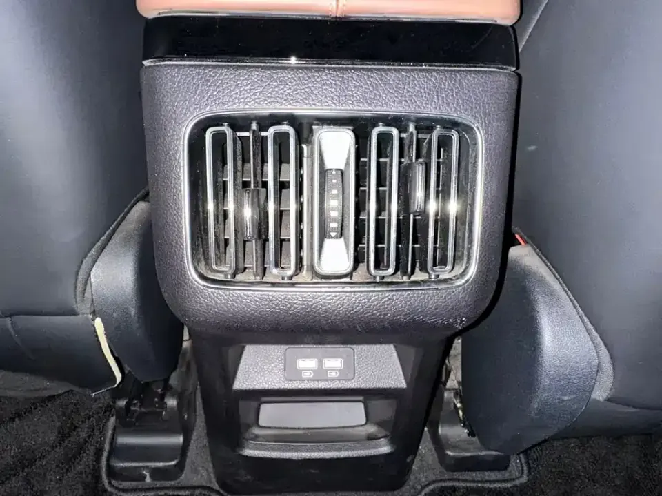 BYD PLUS