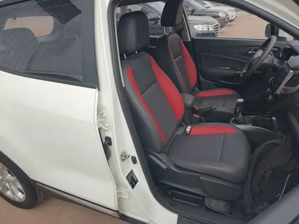 Changan CS15