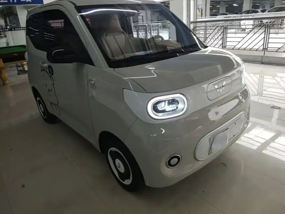 Wuling MINIEV