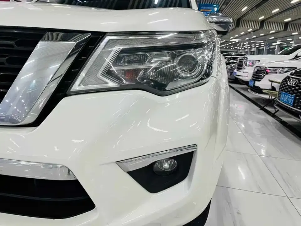 Nissan Terra