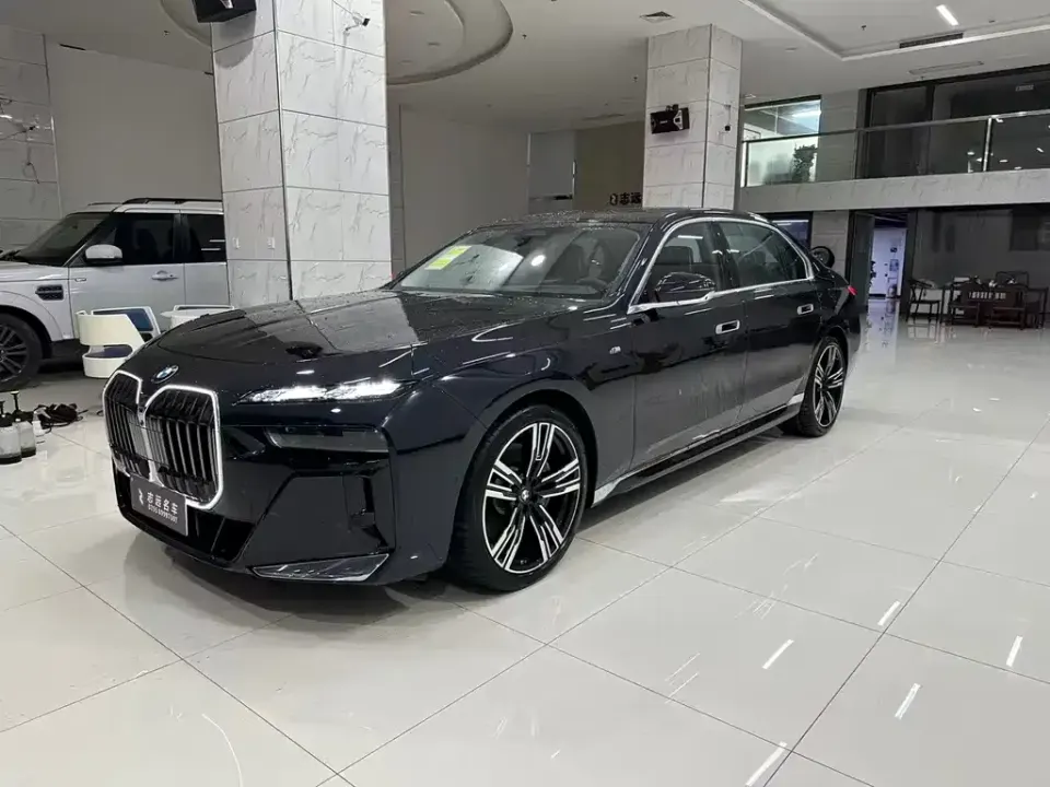BMW 7-Series
