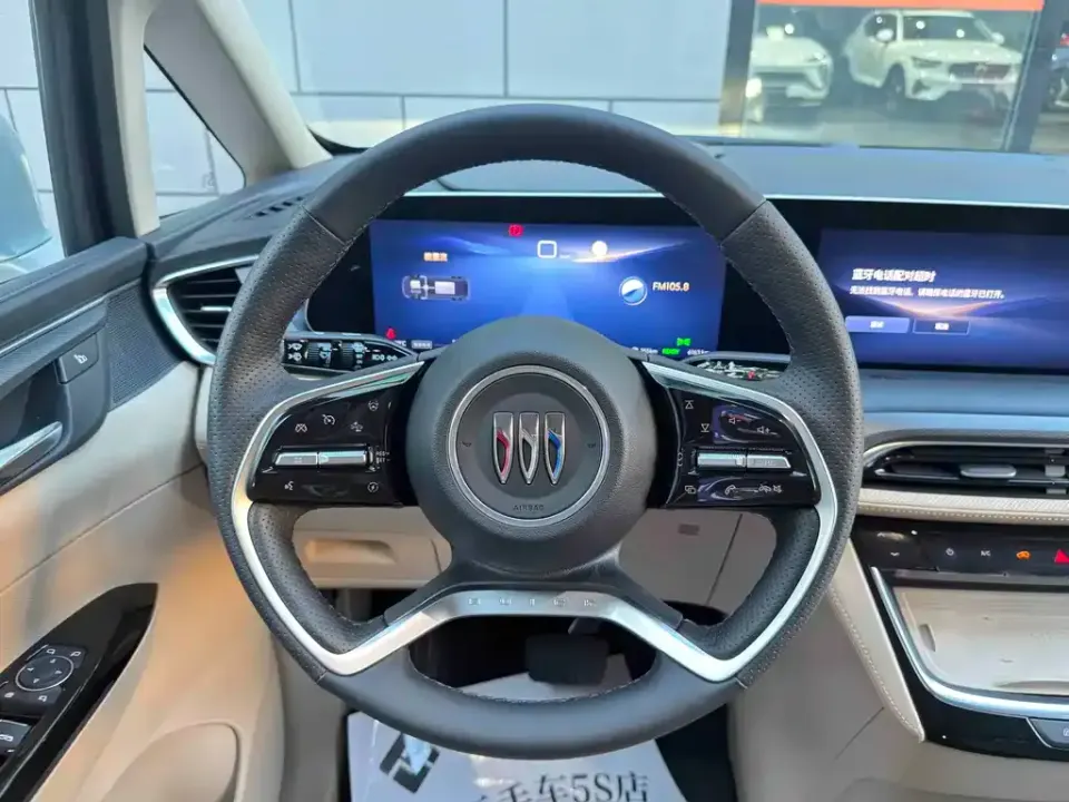 Buick GL8 Hybrid