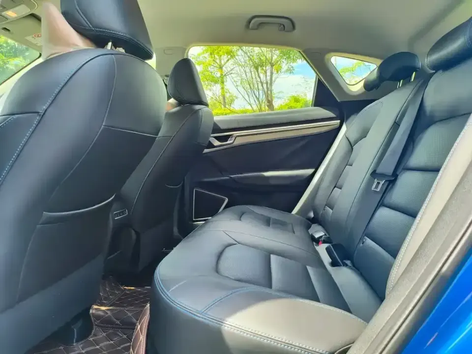 Geely GSe