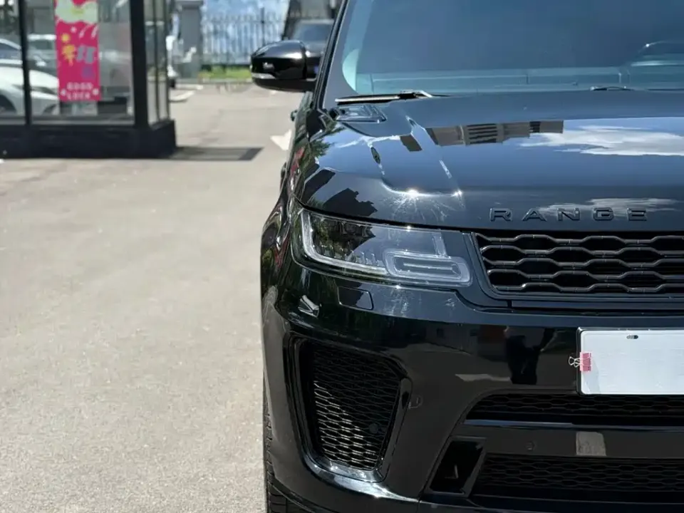 Land Rover Sport