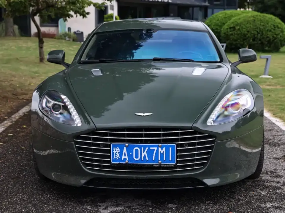 Aston Martin Rapide
