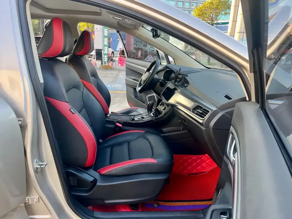 Geely Emgrand GS