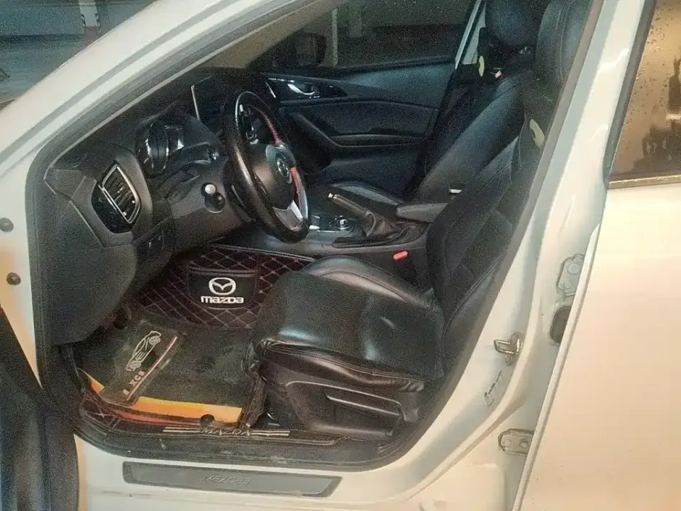 Mazda 3 Axela