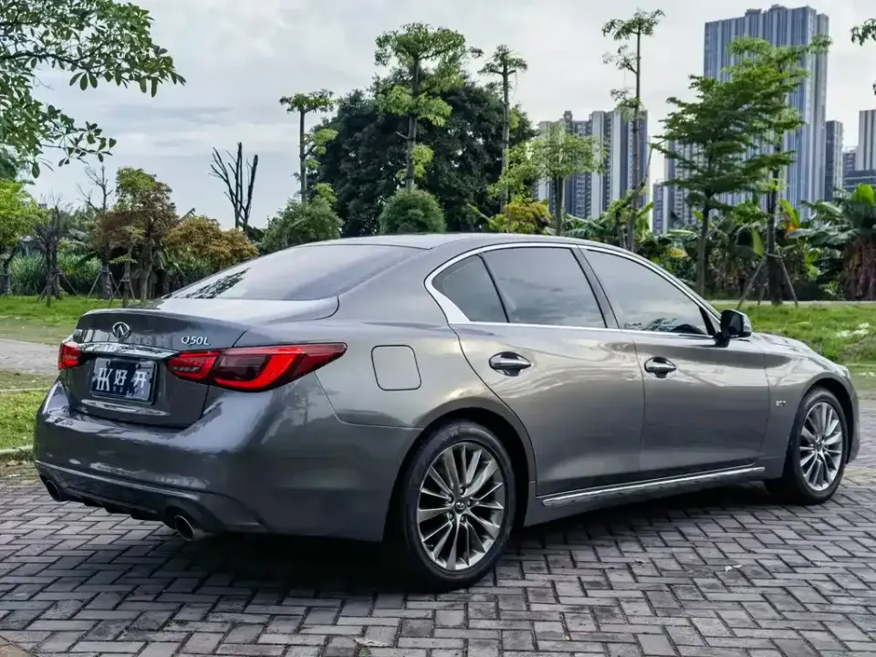 Infiniti Q50L