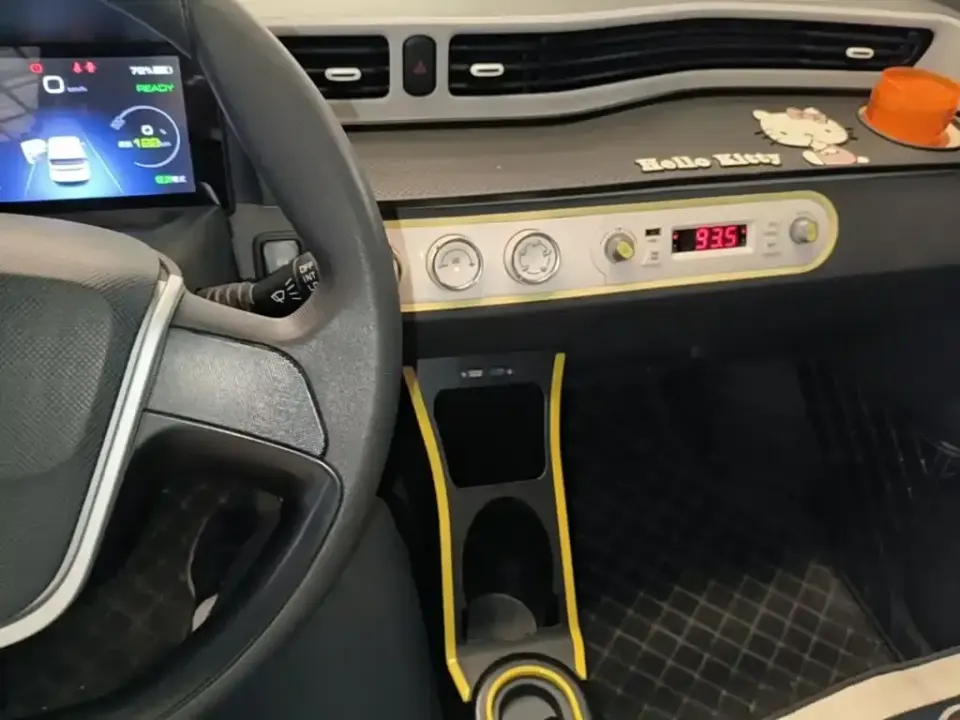 Wuling MINIEV