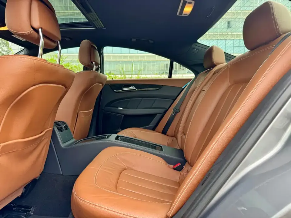 Mercedes-Benz CLS