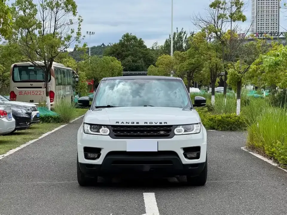 Land Rover Sport