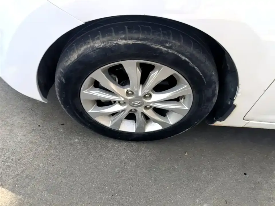 Hyundai Elantra Langdong