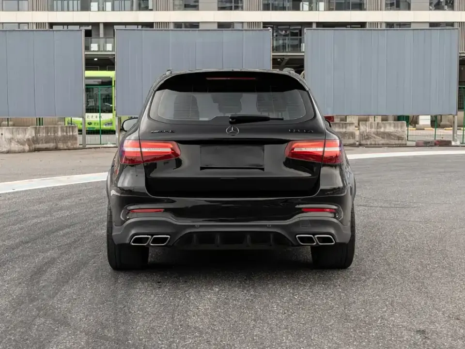 Mercedes-Benz GLC AMG