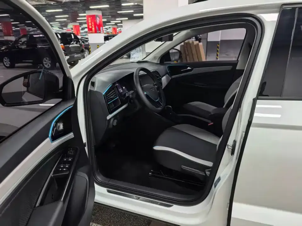 Jetta VS5