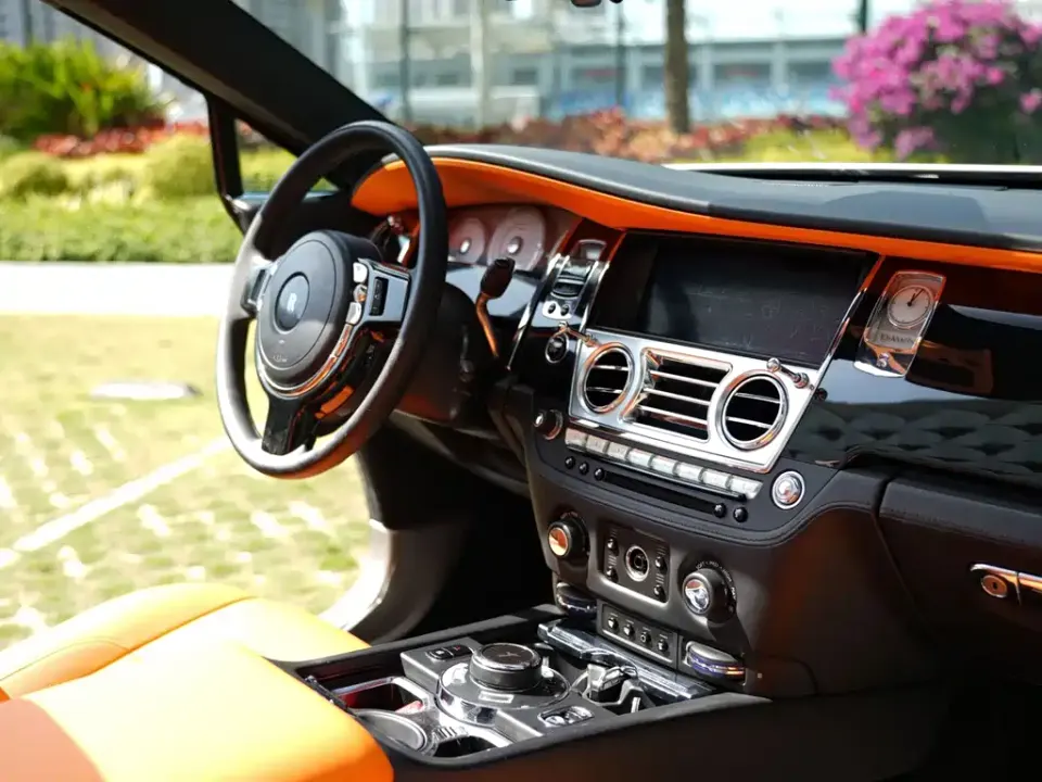 Rolls-Royce Dawn