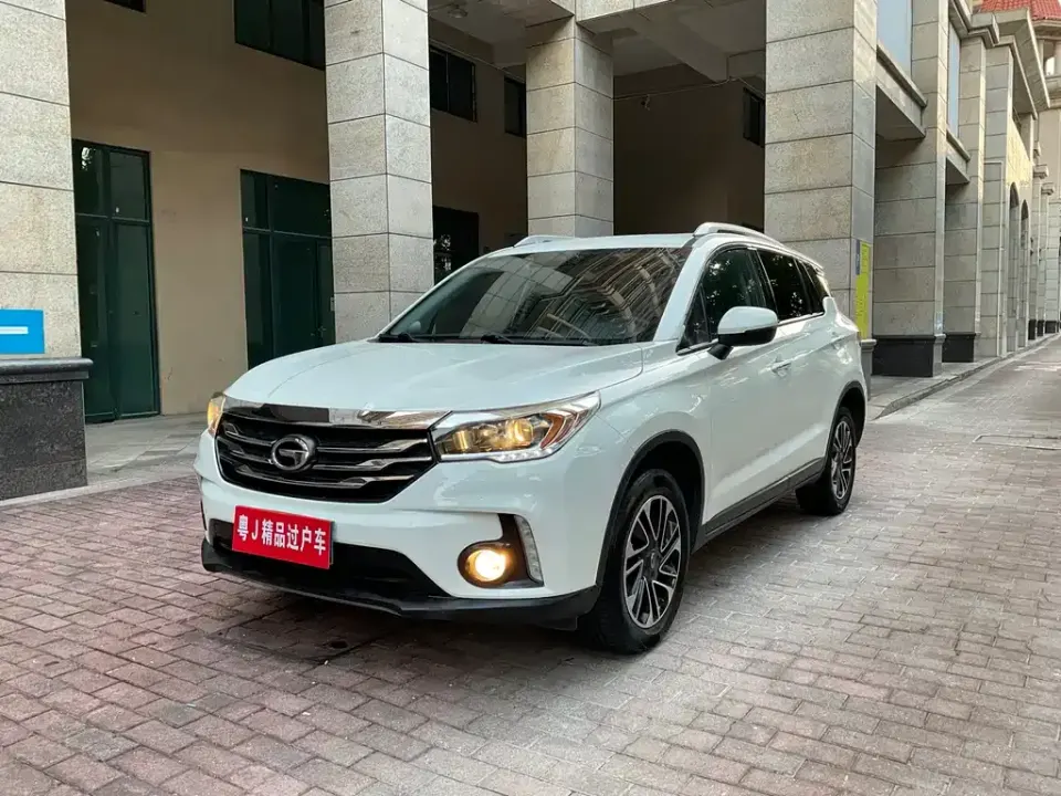 GAC Trumpchi GS4