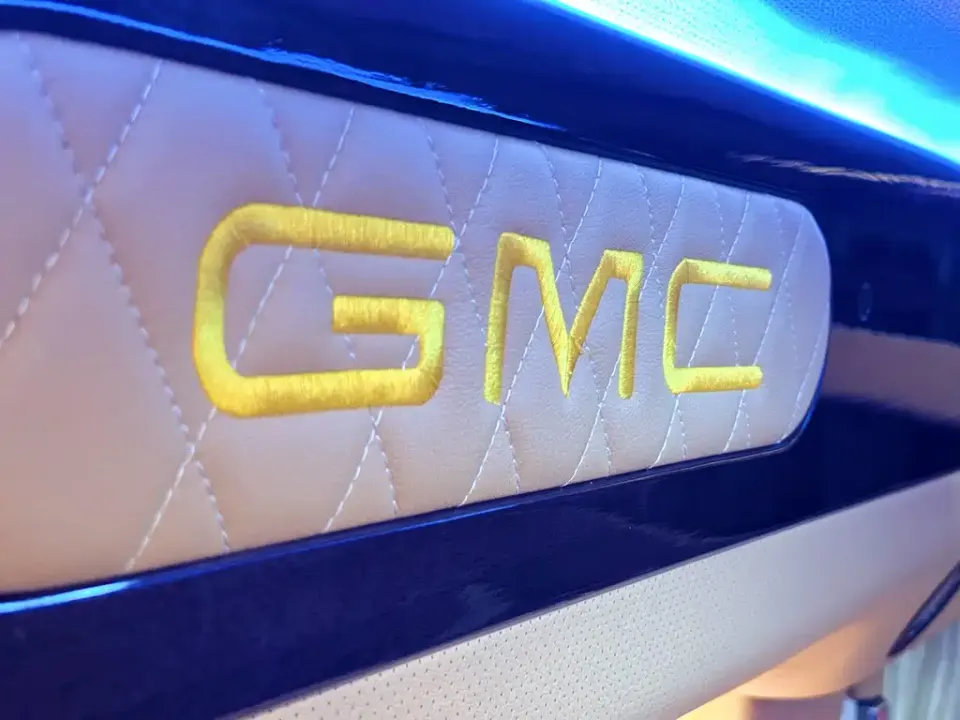 GMC Savana